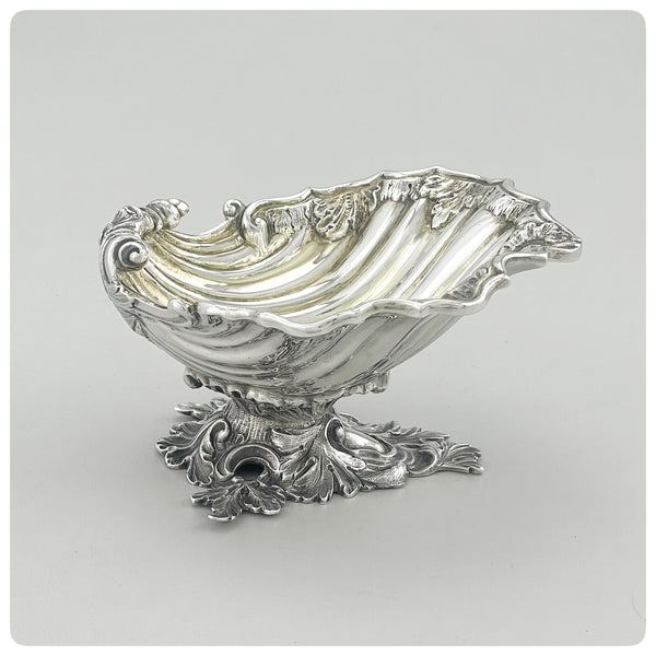 English Sterling Silver and Vermeil Salt Cellar, Hands and Company, London, 1852-1853 - The Silver Vault of Charleston